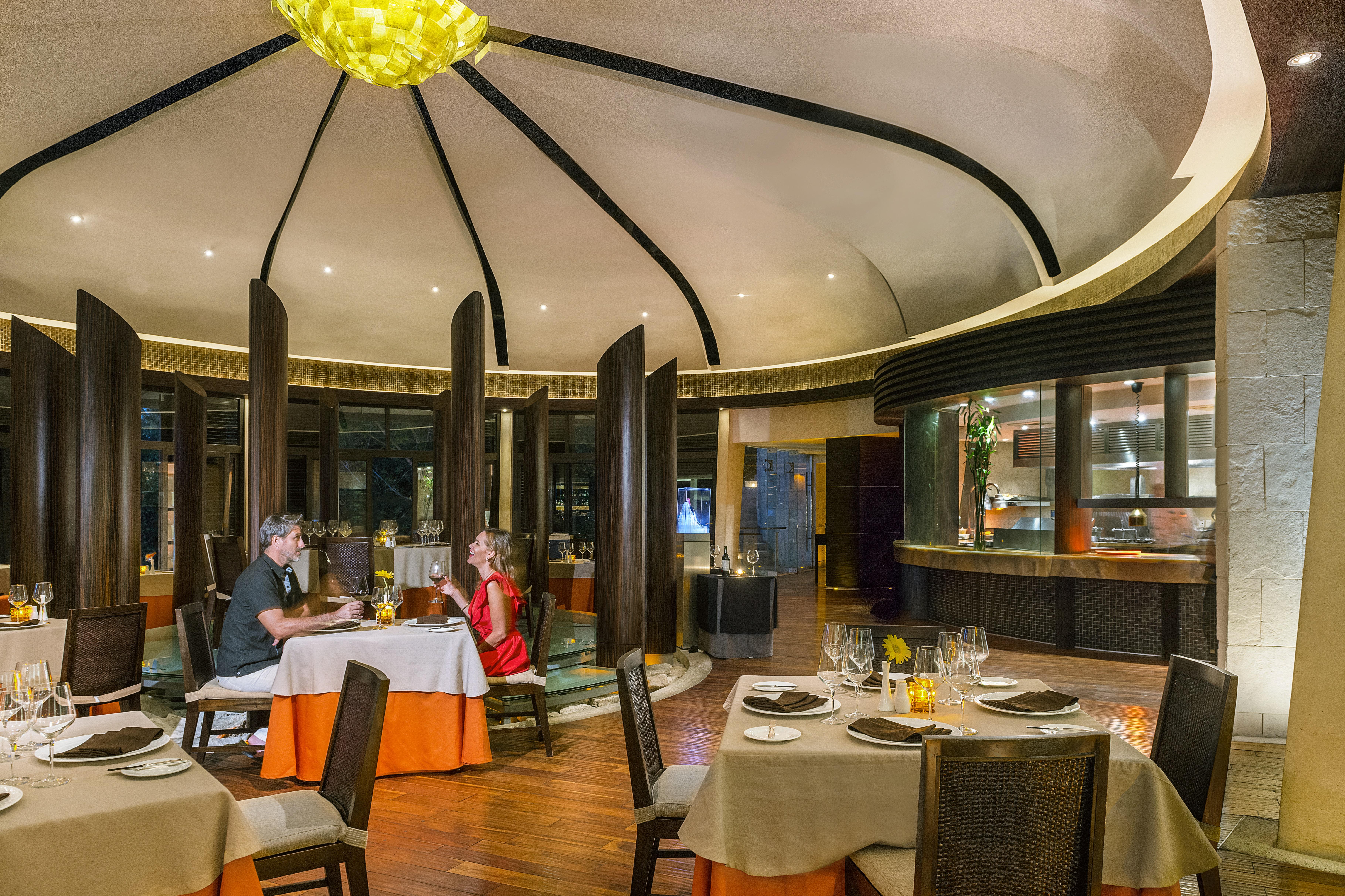 บลู ไดมอนด์ ลักชัวรี บูทิก - ออล อินคลูซีฟ สำหรับผู้ใหญ่เท่านั้น Hotel El Marlyn Azul ภายนอก รูปภาพ